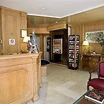 Eiffel Kennedy Hotel