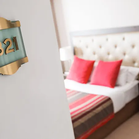 Hotel Eiffel Kennedy