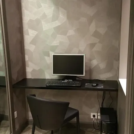 Hotel Eiffel Kennedy Paris