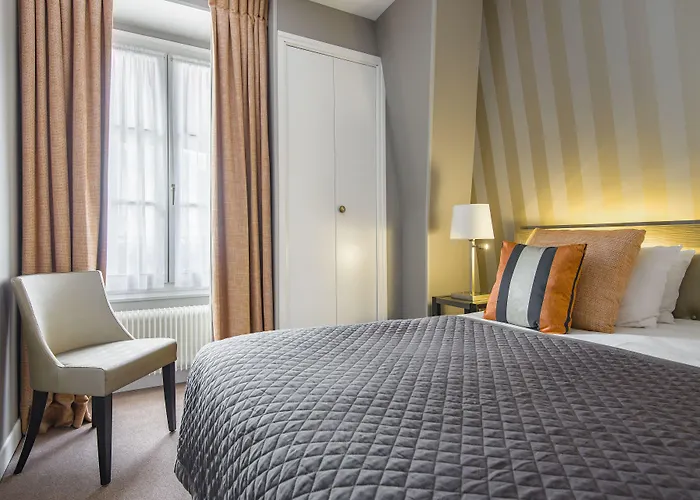 Hotel Eiffel Kennedy Parijs