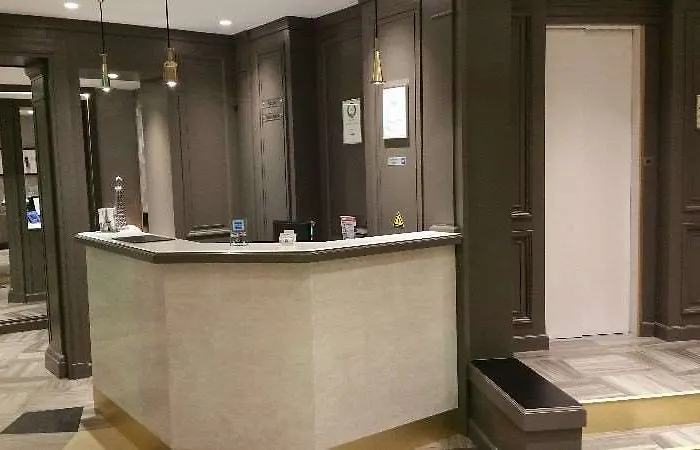 エッフェル ケネディ パリ