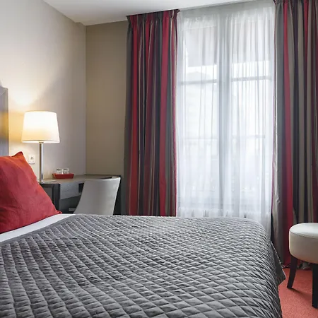 Eiffel Kennedy Hotel 3*