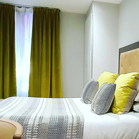 Hotel Eiffel Kennedy