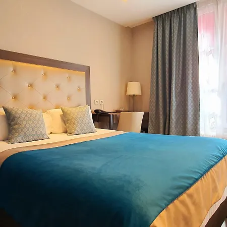 Eiffel Kennedy Hotel