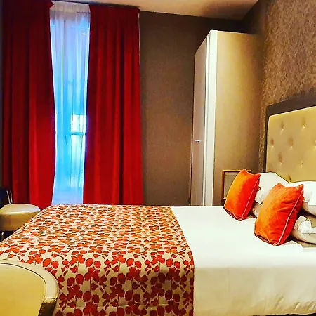 エッフェル ケネディ 3*