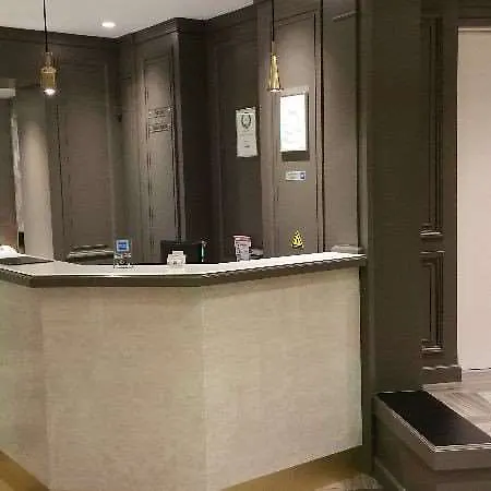 エッフェル ケネディ パリ